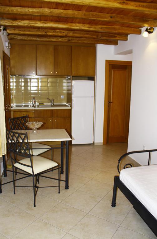 Alisachni Apartment Livadi  Luaran gambar