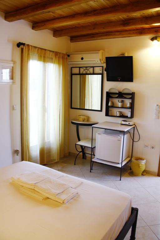 Alisachni Apartment Livadi  Luaran gambar