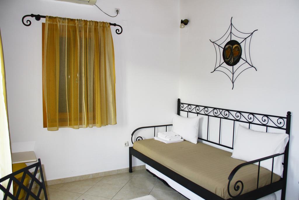 Alisachni Apartment Livadi  Luaran gambar