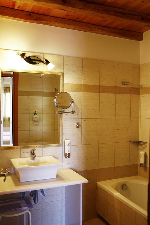 Alisachni Apartment Livadi  Luaran gambar