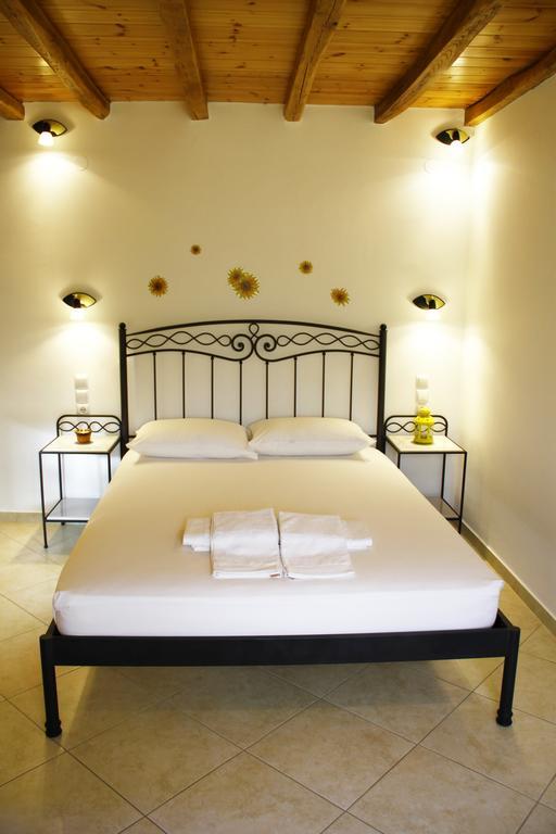 Alisachni Apartment Livadi  Luaran gambar