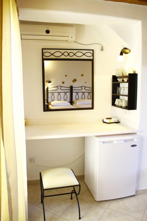Alisachni Apartment Livadi  Luaran gambar